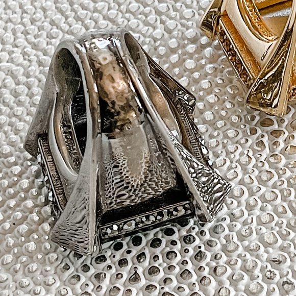JUDITH LEIBER | Crystal Christo Cocktail Ring | Obsidian & Gunmetal | size 7 - Picture 12 of 14